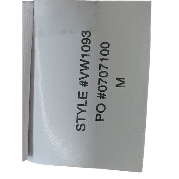 Vuori Zipper Front Gray Crop Top Built in Bra SZ M - Picture 9 of 9